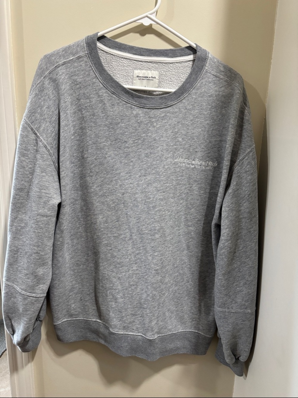 Women size large Abercrombie sweatshirt